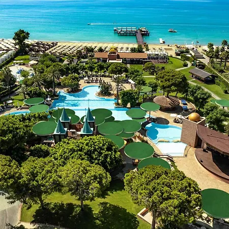 Resort Gloria 5*